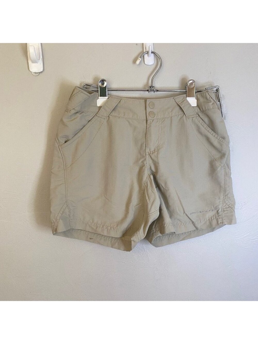 Columbia Omni Shield Tan Shorts PFG Size XS Outdoors Camping Hiking UPF50 Summer